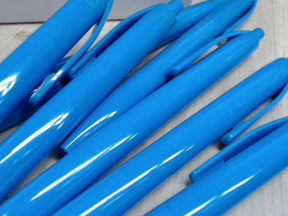 Ручка шариковая пластиковая «Air»